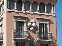 Barcelona 2011-09-20 Gevel met Gaudi-versieringen : Barcelona, Ramblas, vakantie